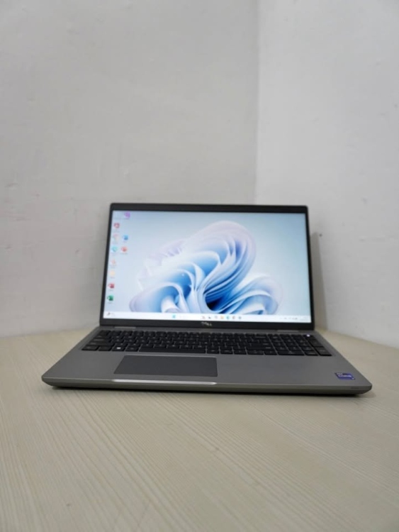 DELL PRECISION 3571 I9 12TH - 16GB RAM -512GB SSD - 4GB NVIDIA T600- 15.6"-  REFURBISHING - 6 MONTH WARRANTY