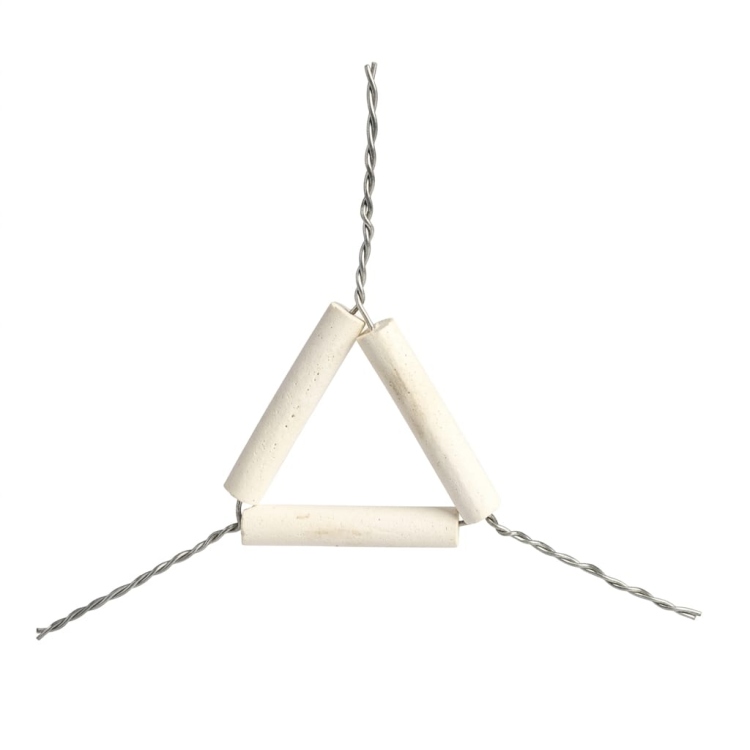 سلك حديدي مغطى بالطين