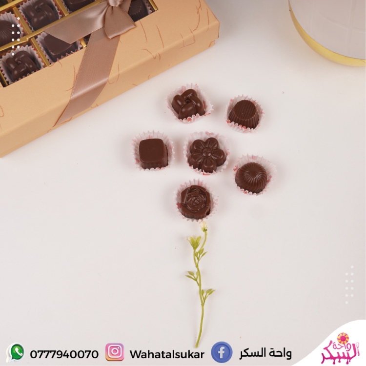 علب شوكلاته فاخره سعة 36 قطعه