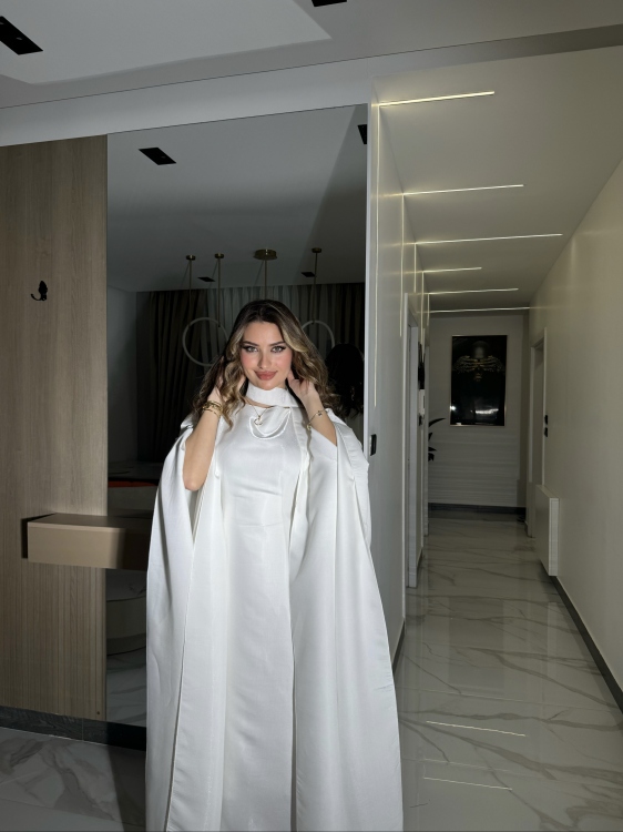 جلابية ملاك( ابيض)Batwing Sleeve Long Dress