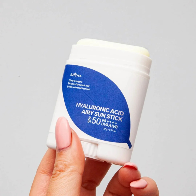 Isntree Hyaluronic Acid Airy Sun Stick واقي شمس ستيك من ازنتري بالهايرونيك اسد