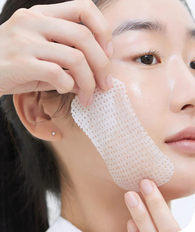 MEDIHEAL Retinol Collagen Lifting Pad مسحات الريتنول والكولاجين لشد و رفع البشرة