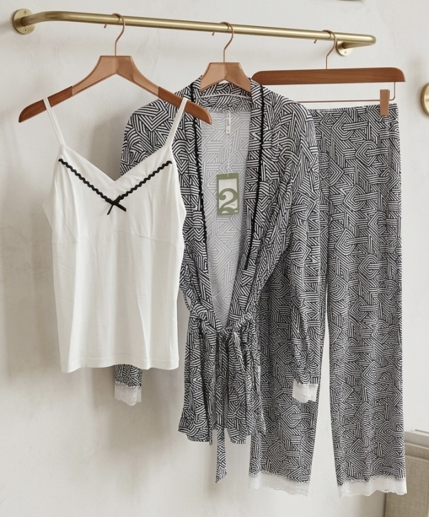 بيجامه 3قطع  3068 