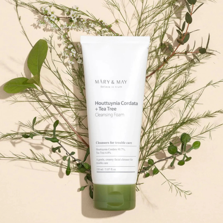  Mary&May Houttuynia Cordata+Tea Tree Cleansing Foam