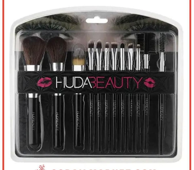 فراشي مكياج HUDA BEAUTY