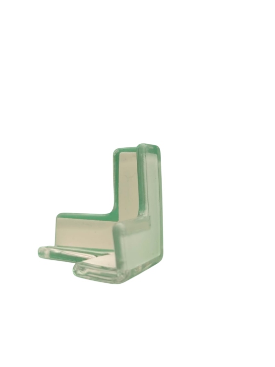 ربر ثلاثي لحمايه زوايا الاثاث 