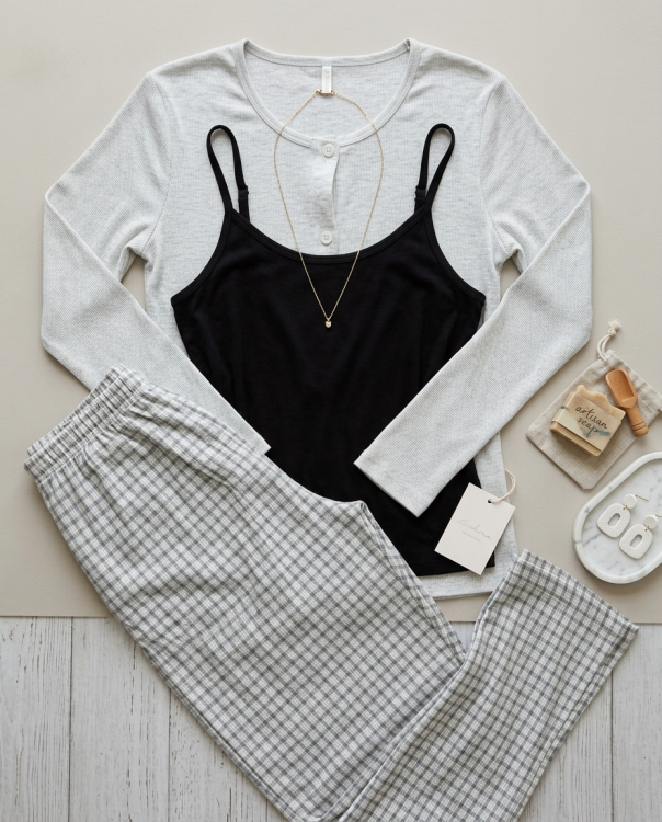 بيجامه 3 قطع 3070