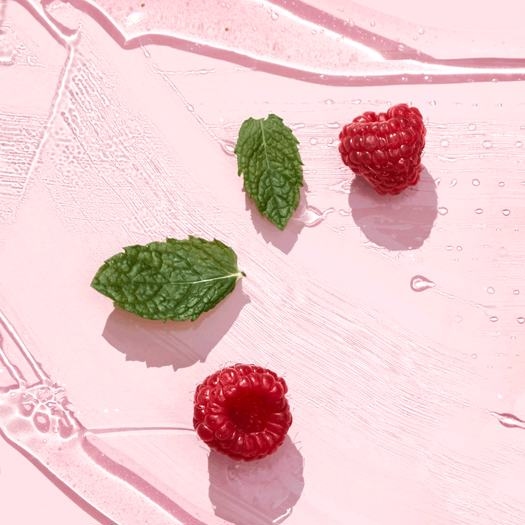 LOVE NUTURE .Energising Exfoliating Soap Bar with Organic Mint & Raspberry75 g--41277-- 75 g