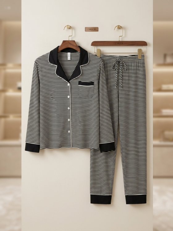 بيجامه قطعتين محزز ميلك سيلك 2075