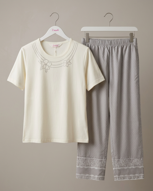 بيجامه قطعتينA107