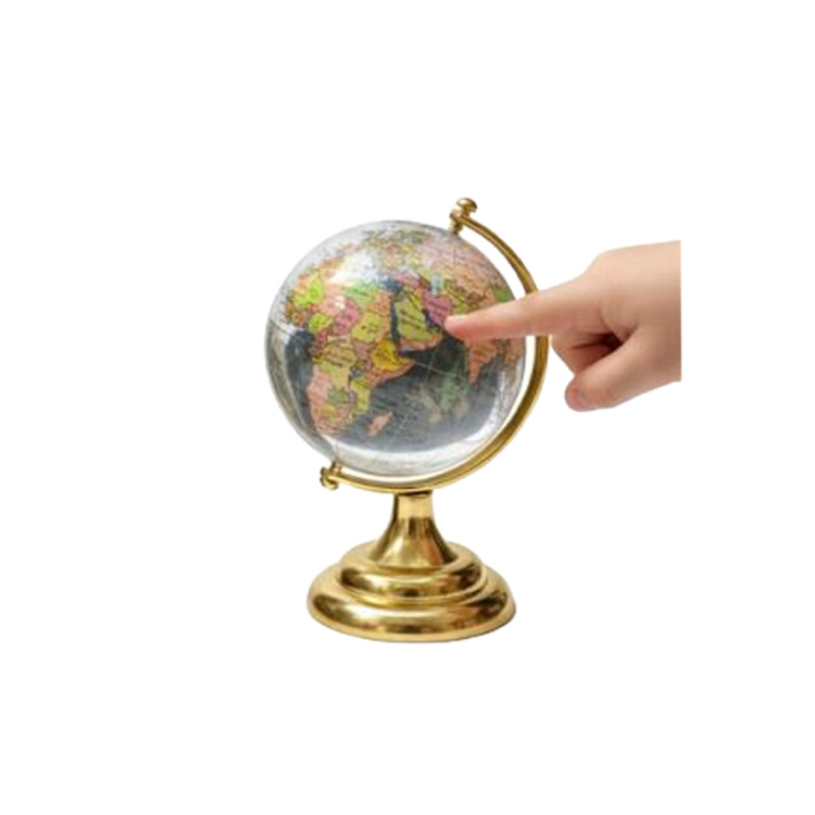 منظر على شكل كرة أرضية بلورية