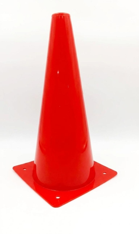 مخاريط تدريب رياضي