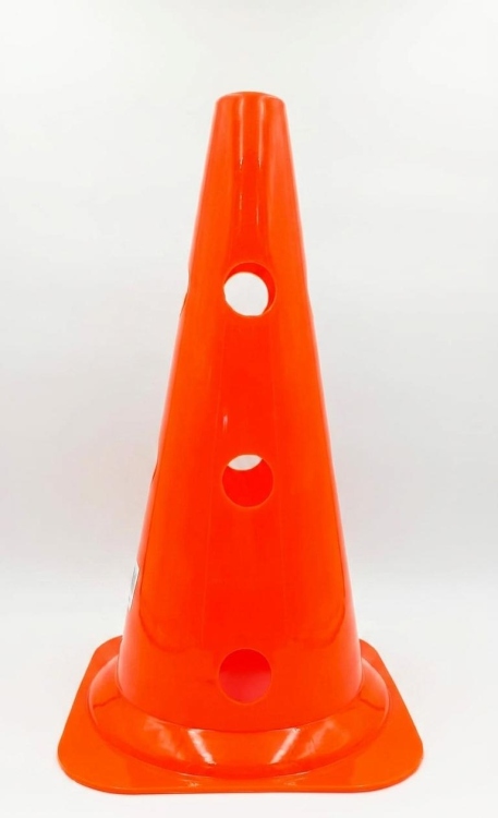 قمع رياضي مخروطي 