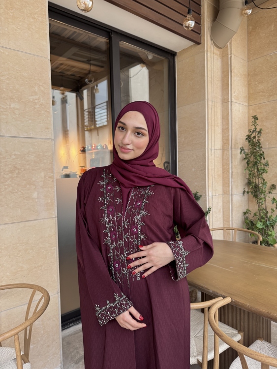 عباية خمرية 🌺