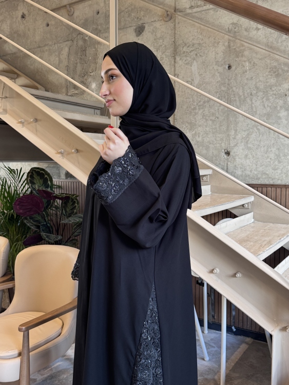 عباية سودة دانتيل + شك✨