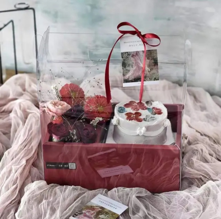 علب  شفاف 24×16 لون احمر 