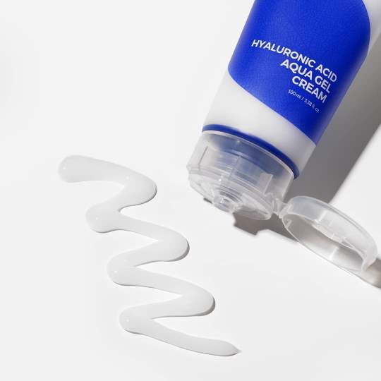 Isntree hyaluronic acid aqua gel مرطب جل الهايلرونيك اسد للبشرة الدهنية والمختلطة والمعرضة للحبوب 
