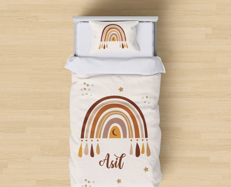 Customized rainbow bedding set