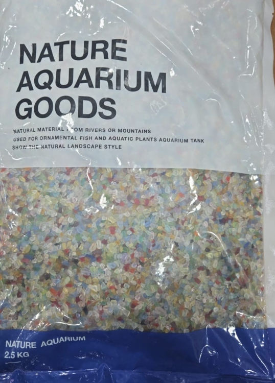 حصى كريستال ملون ناعم