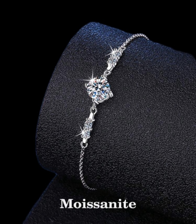 اسوارة موزنايت 