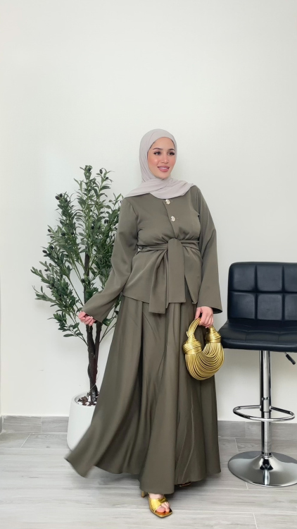 طقم باربي زرين