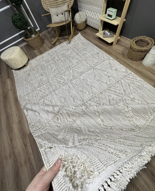 High-tech micro fiber with polyster thread touched super soft button and powder-proof feature