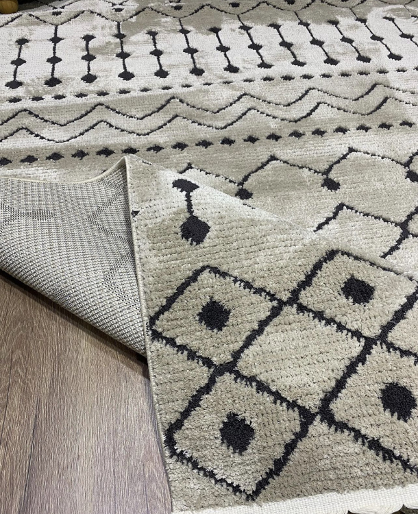 High-tech micro fiber with polyster thread touched super soft button and powder-proof feature