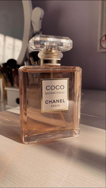 عرض خاص  3 عطور تستر بسعر 25 دينار والعطر الرابع مجاناً   فقط استخدم كود free  لتحصل على توصيل مجانا 