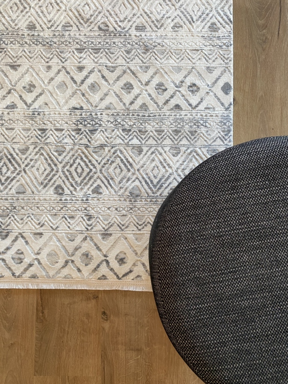 Experience the luxury and comfort of a viscose rug in your home. With its soft, silky feel and elegant appearance.