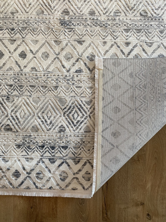 Experience the luxury and comfort of a viscose rug in your home. With its soft, silky feel and elegant appearance.
