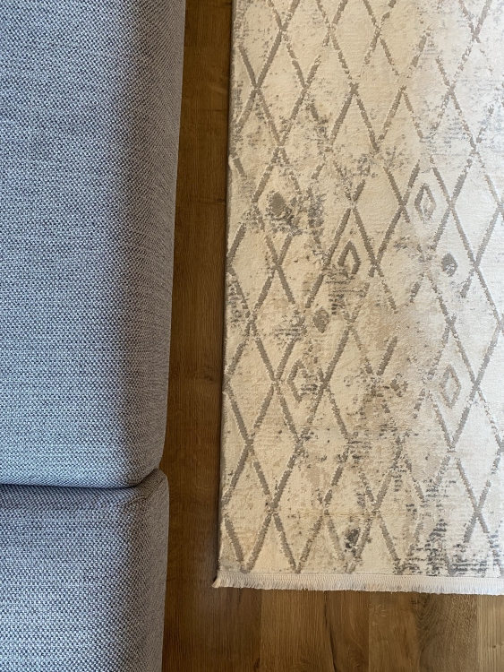 Experience the luxury and comfort of a viscose rug in your home. With its soft, silky feel and elegant appearance.