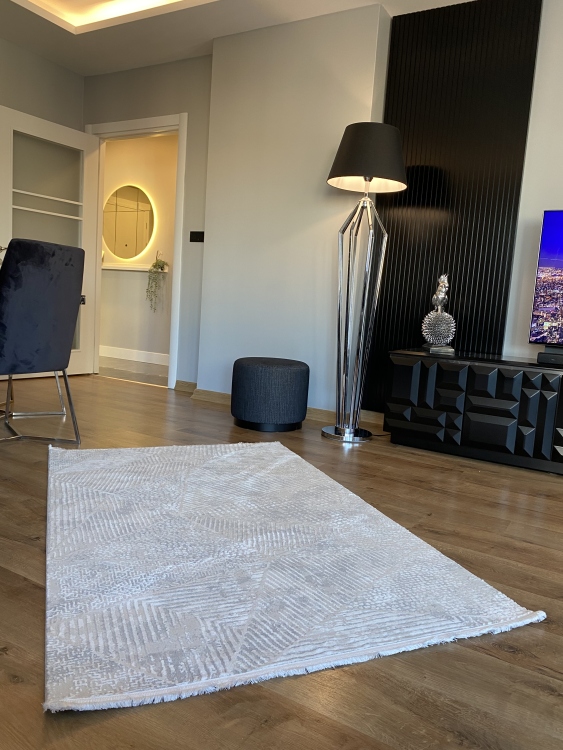 Experience the luxury and comfort of a viscose rug in your home. With its soft, silky feel and elegant appearance.