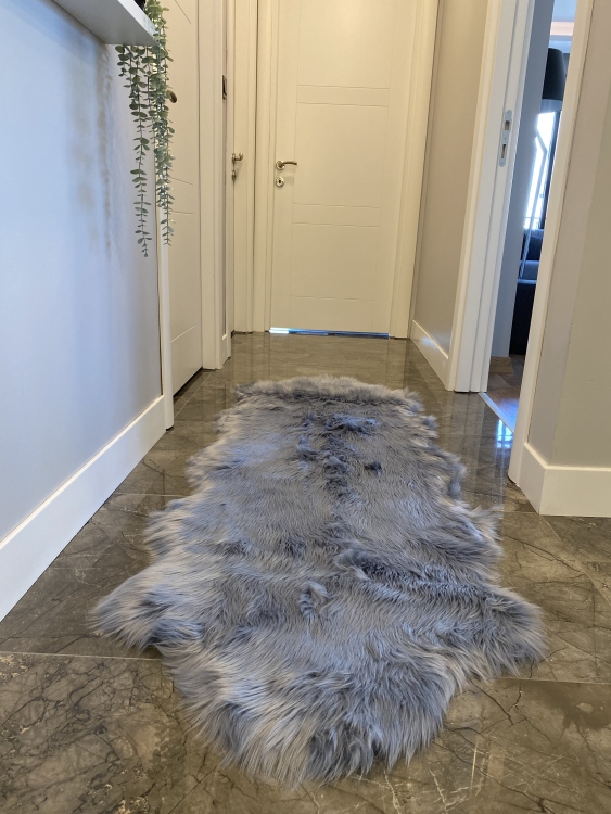 Shaggy grey  rug