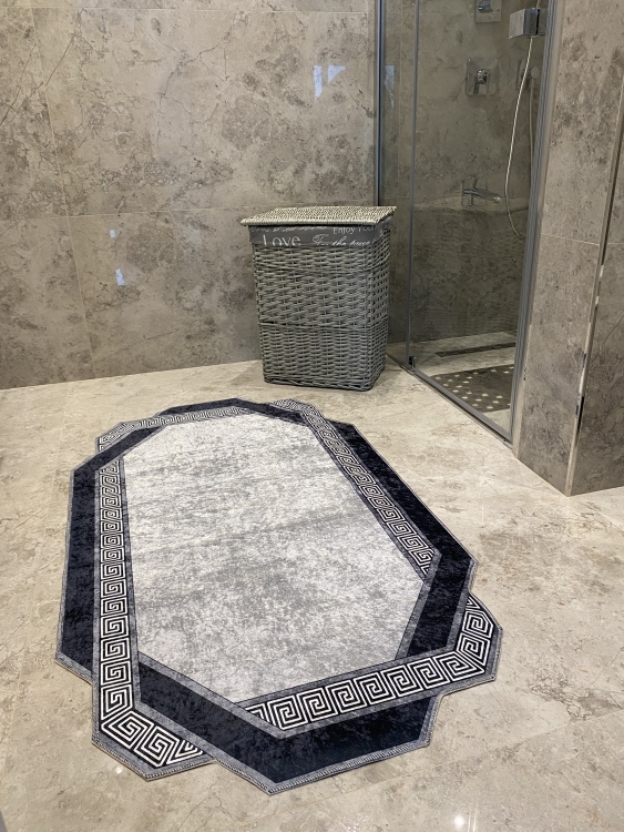 Bathroom mat