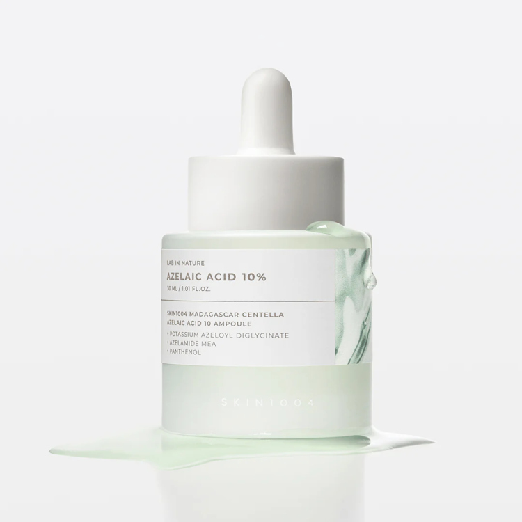  SKIN1004's Lab in Nature Madagascar Centella Azelaic Acid 10 Ampoule features 10% azelaic acid to minimize excess sebum