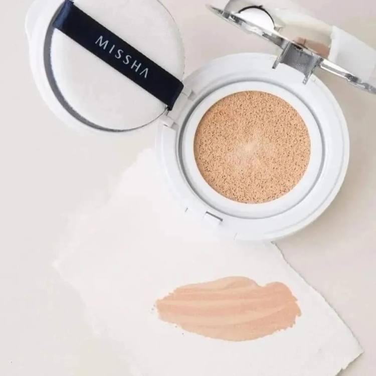 ‏MISSHA - Magic Cushion Moist Up - 2 Colors