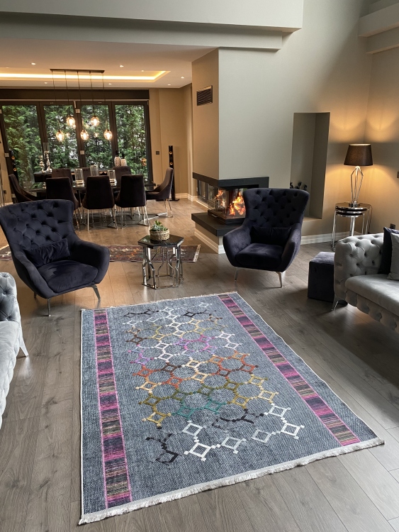 The unstainable nano grey rug