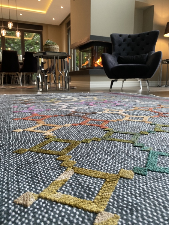 The unstainable nano grey rug