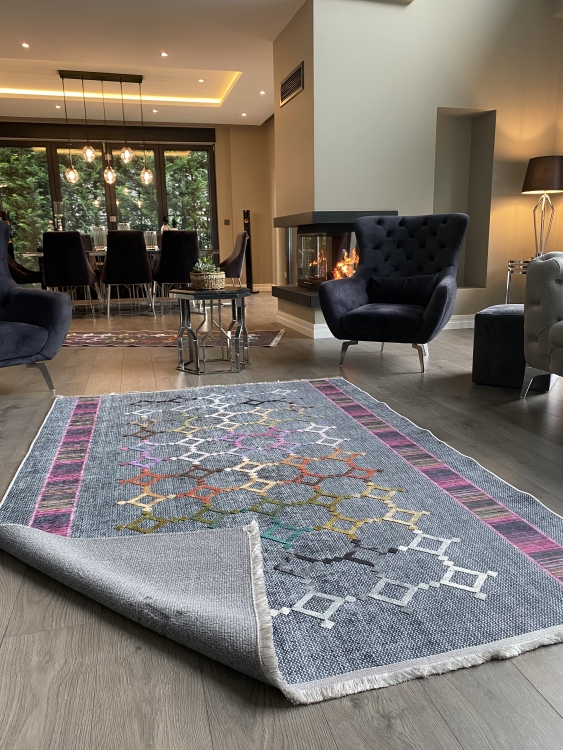 The unstainable nano grey rug