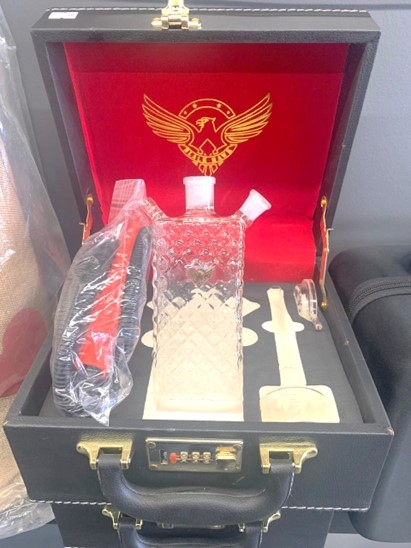 Black Hawk Hookah Glass Shisha Set - with Carry case 