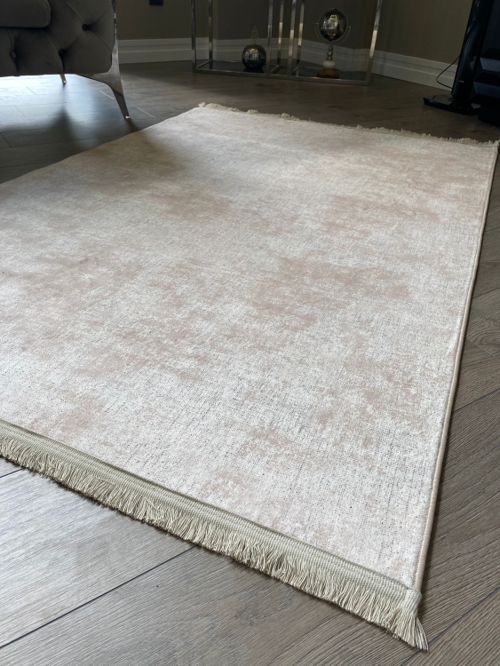 This rug bamboo texture, bringing a natural and organic feel to your home decor .