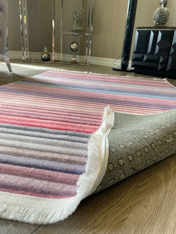 This rug bamboo texture, bringing a natural and organic feel to your home decor .