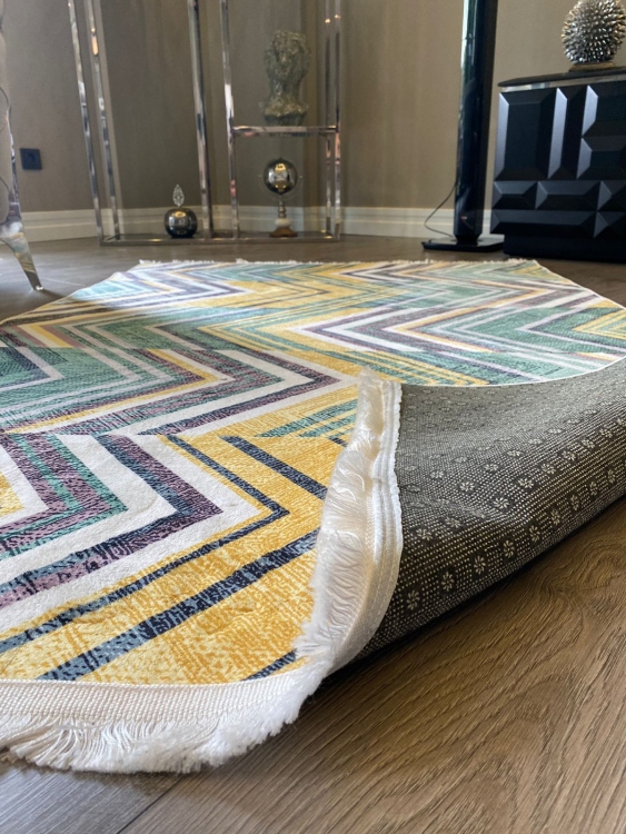 This rug bamboo texture, bringing a natural and organic feel to your home decor .
