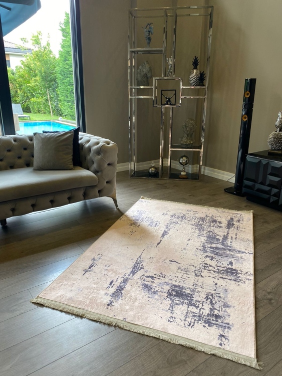 This rug bamboo texture, bringing a natural and organic feel to your home decor .