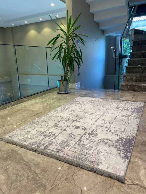 This rug bamboo texture, bringing a natural and organic feel to your home decor .