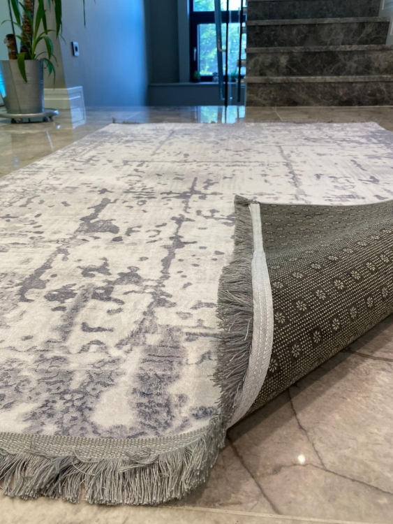 This rug bamboo texture, bringing a natural and organic feel to your home decor .