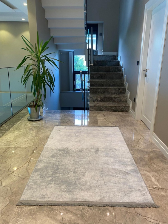 This rug bamboo texture, bringing a natural and organic feel to your home decor .