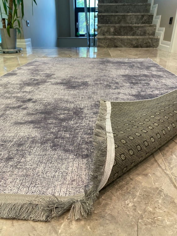 This rug bamboo texture, bringing a natural and organic feel to your home decor .