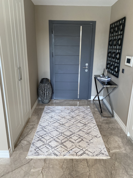 This rug bamboo texture, bringing a natural and organic feel to your home decor .