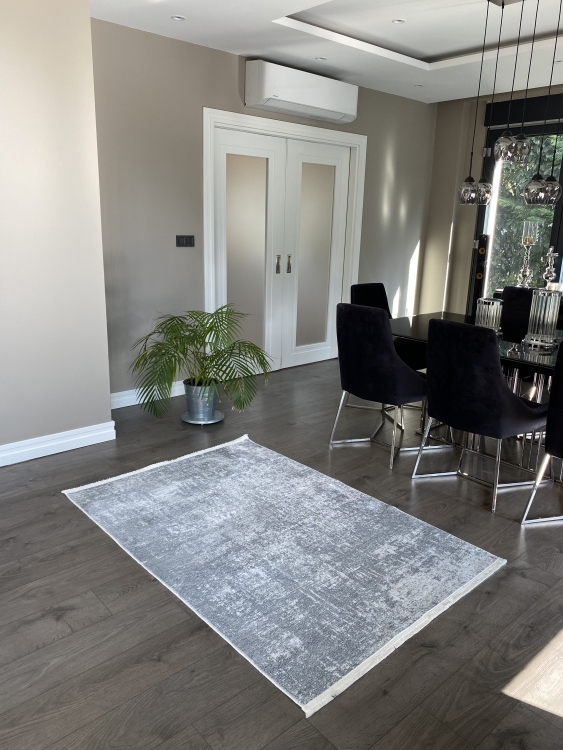 This rug bamboo texture, bringing a natural and organic feel to your home decor .